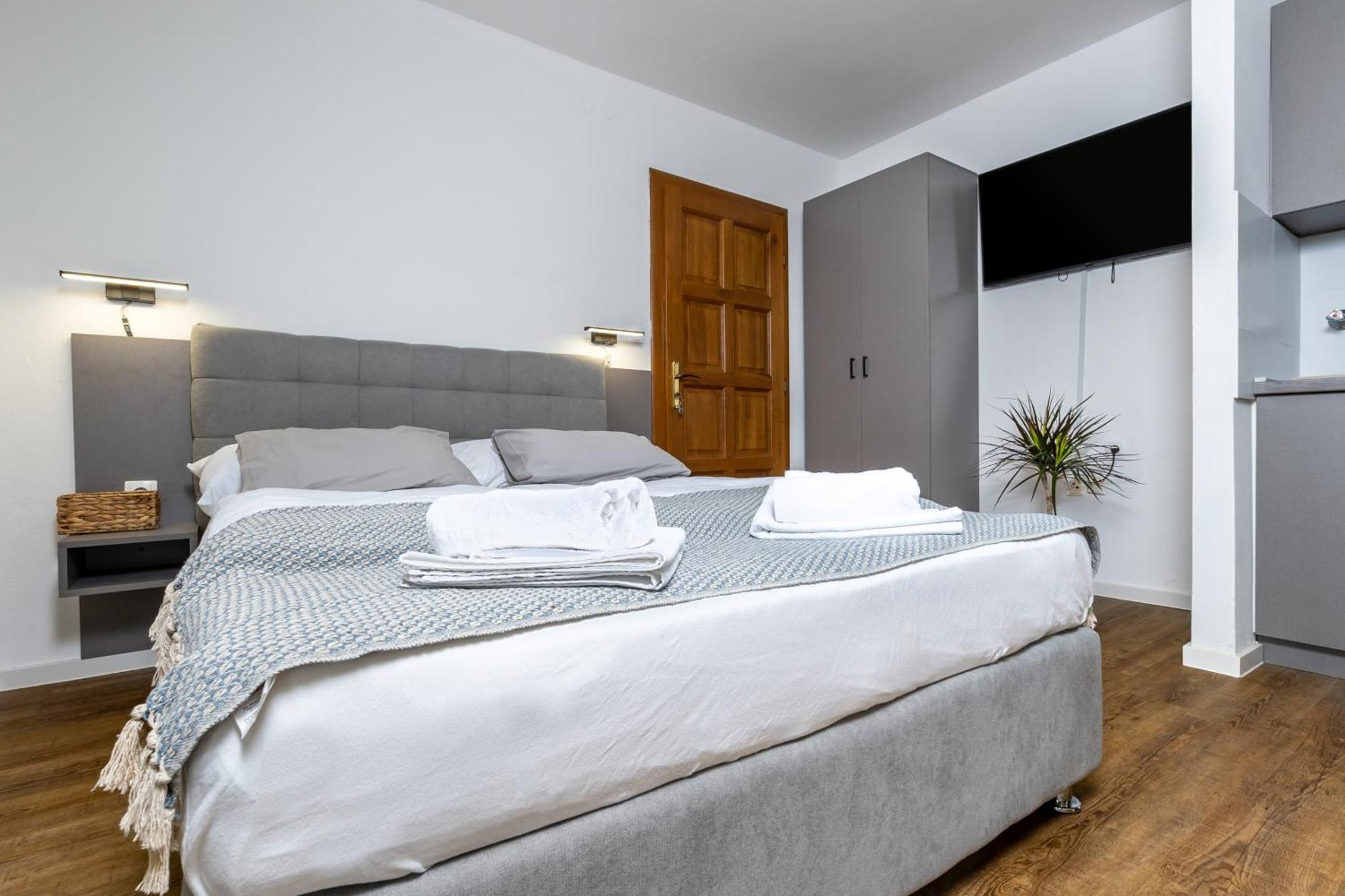 Apartments Dida Sime Starigrad Paklenica Εξωτερικό φωτογραφία