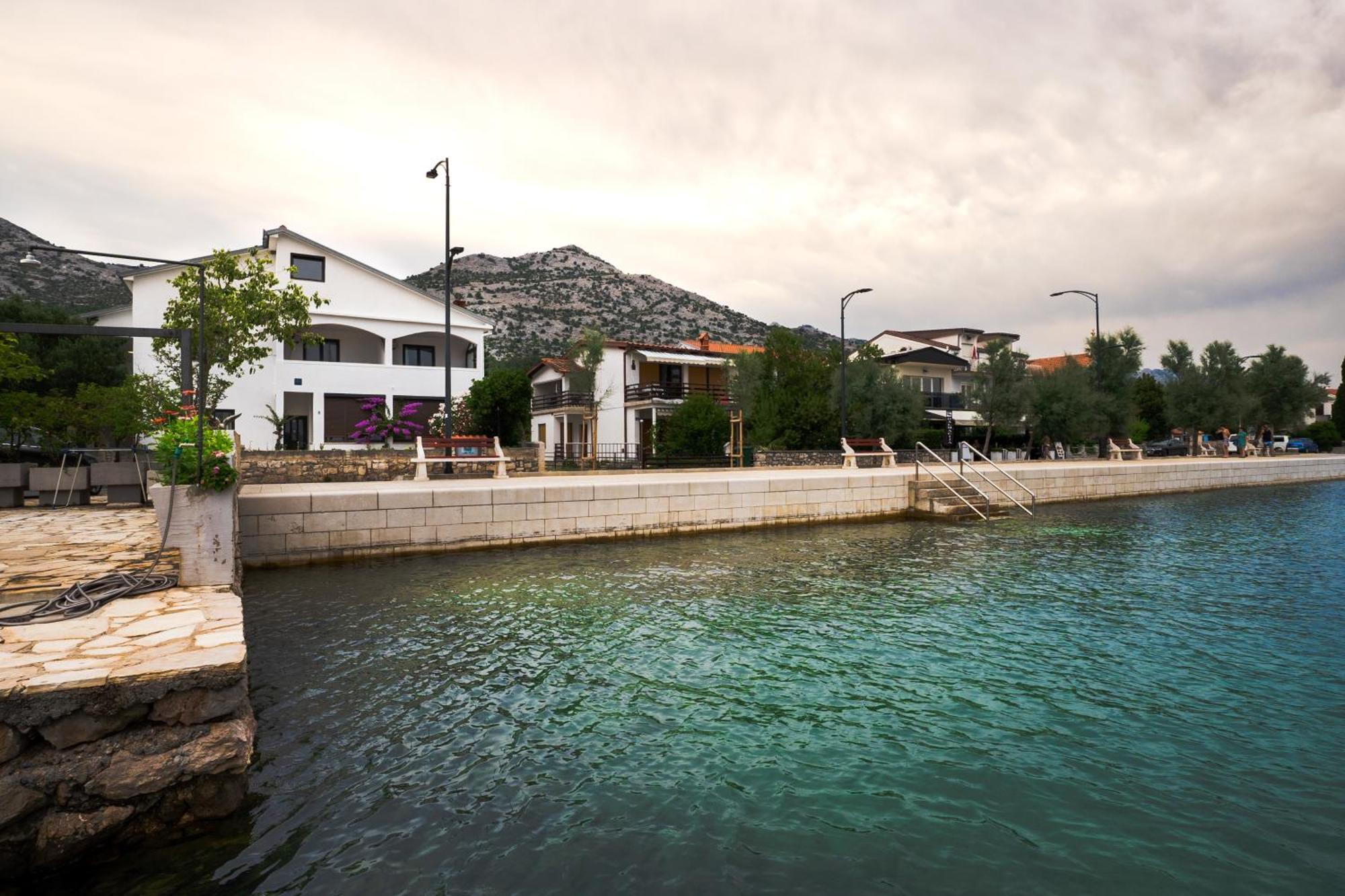 Apartments Dida Sime Starigrad Paklenica Εξωτερικό φωτογραφία