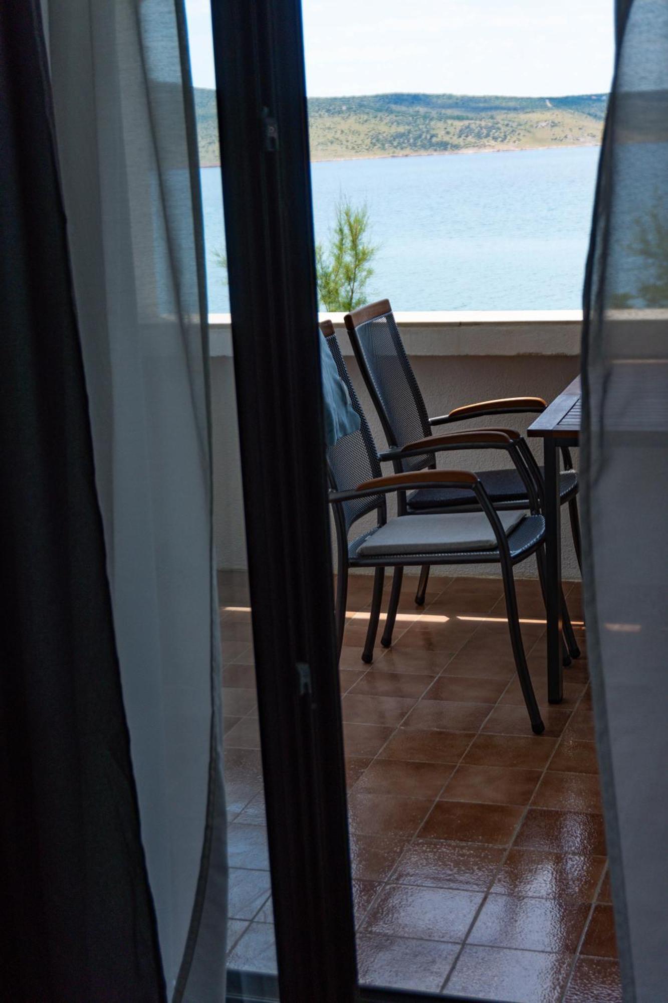 Apartments Dida Sime Starigrad Paklenica Εξωτερικό φωτογραφία